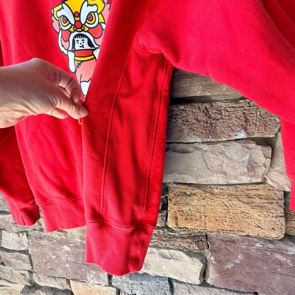 NEW Tna Aritzia S Cozy Fleece Boyfriend Feeling Lucky Sweatshirt Lunar New Year - Picture 7 of 12